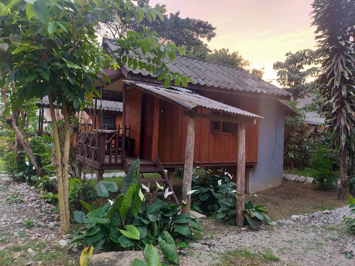 Pasanchai Bungalow Ванг-Виенг Экстерьер фото