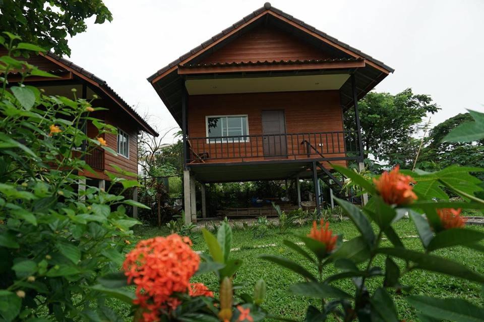 Pasanchai Bungalow Ванг-Виенг Экстерьер фото