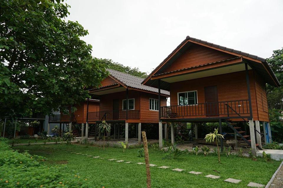 Pasanchai Bungalow Ванг-Виенг Экстерьер фото